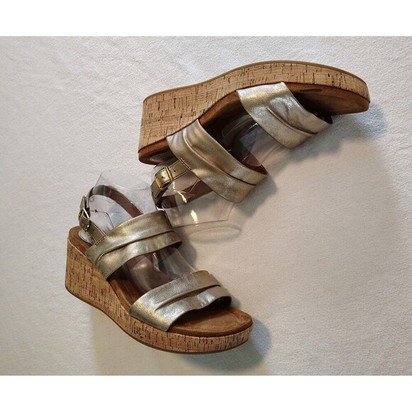 Euro Soft Sofft Sandals Womens 9.5 Kahley Wedge Cork Slingback Gold Faux Leather - Picture 8 of 11